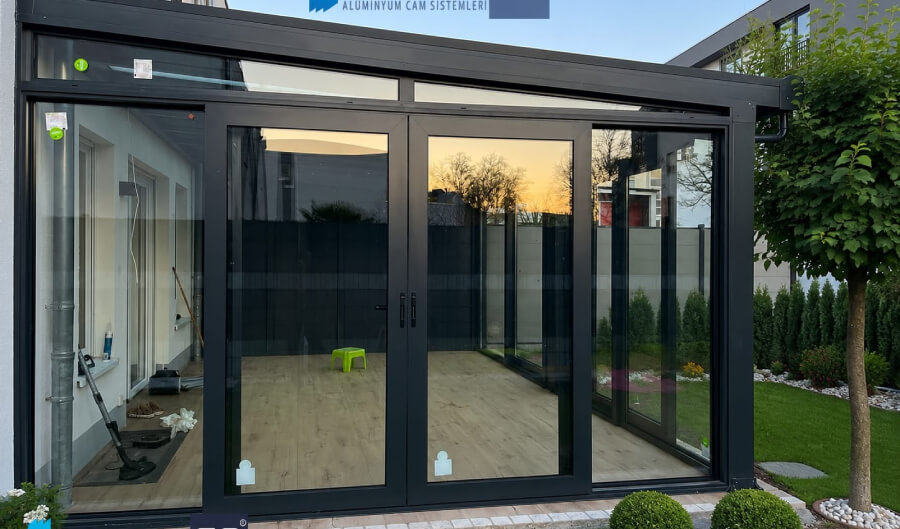 Waermegedaemmtes Schiebesystem